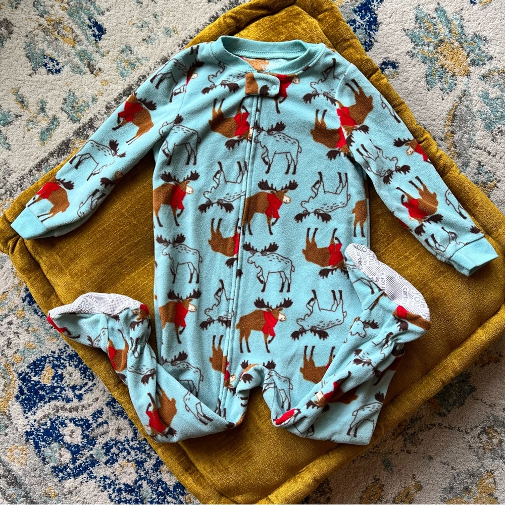 *Moving Sale* Carter’s Unisex Boy Girl Moose Zip Up Sleepsuit Footies Pajamas